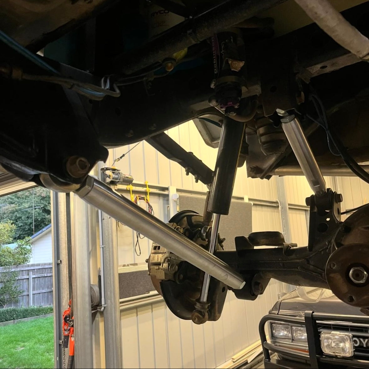 100 Series 7075 Aluminium Lower Rear Control Arms